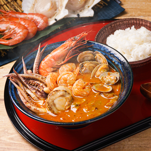 奥芝商店 プレミアム冷凍スープカレー【竜宮の賄い海鮮スープカレー】