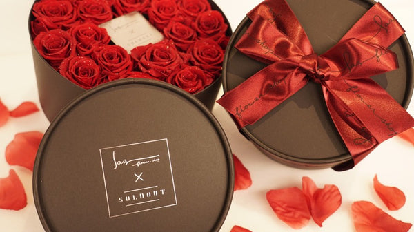 薔薇プリザーブドフラワーギフトBOX【Msize】